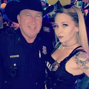 Meet your Posher, Amber